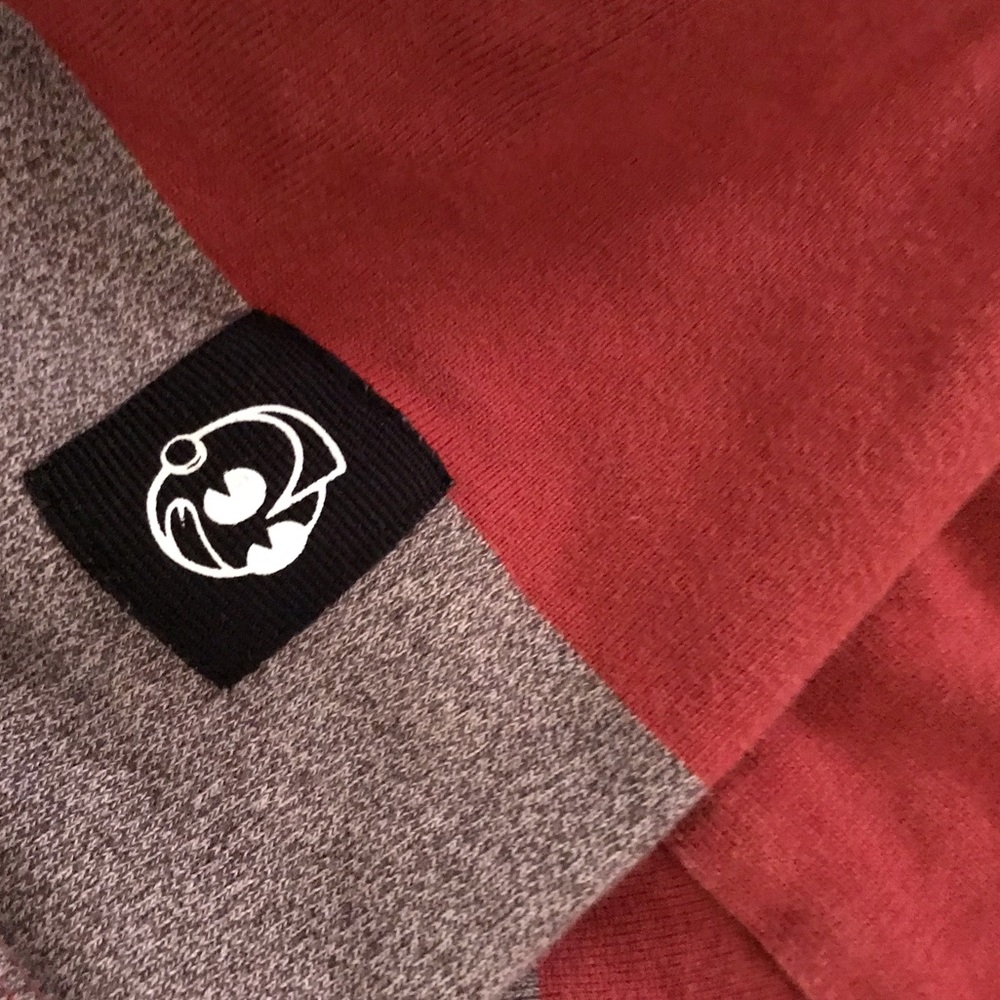 Limited edition kid robot sweater size L